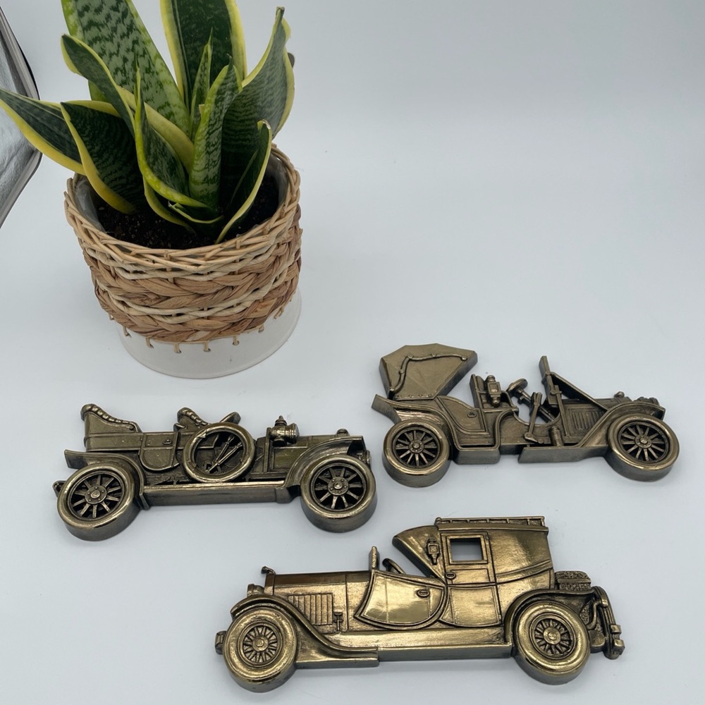 Vtg Syroco Antique Cars Set 3 Plastic Goldtone Wallhanging